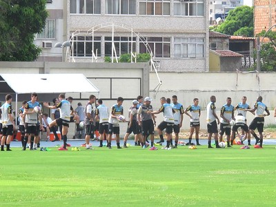 Treino Botafogo (Foto: Marcelo Baltar)