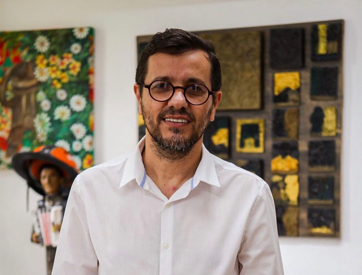 Presidente da Fundação de Cultura de Caruaru é exonerado e vice, Hérlon Cavalcanti, assume a pasta
