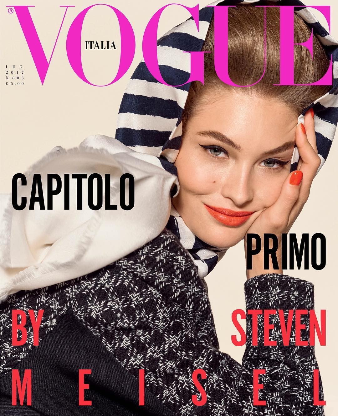 A primeira capa da nova Vogue Itália (Foto: Reprodução/ Instagram)