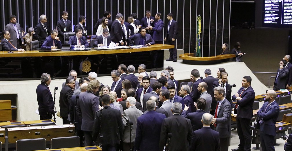 Plenário da Câmara na sessão que deu início à discussão no plenário da reforma da Previdência — Foto: Pablo Valadares/Câmara dos Deputados   