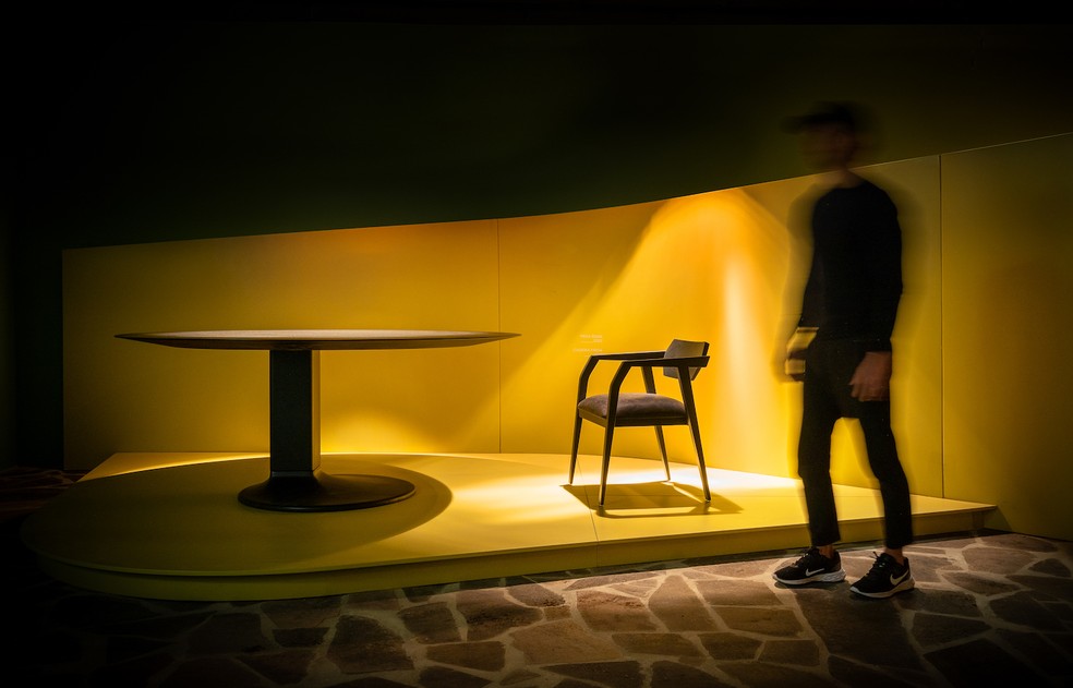 Zanini de Zanine lança exposição "Abraço" com novas peças em Canela |  Design | Casa e Jardim