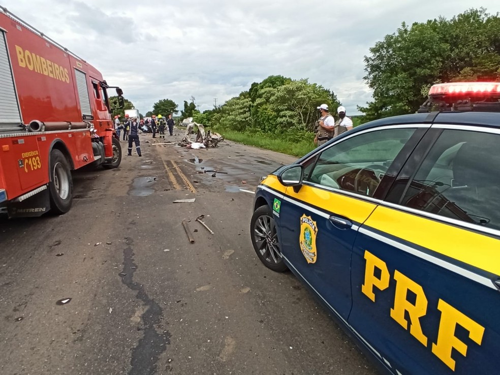 Uma pessoa morreu no acidente envolvendo quatro veículos em Itaara — Foto: PRF/Divulgação