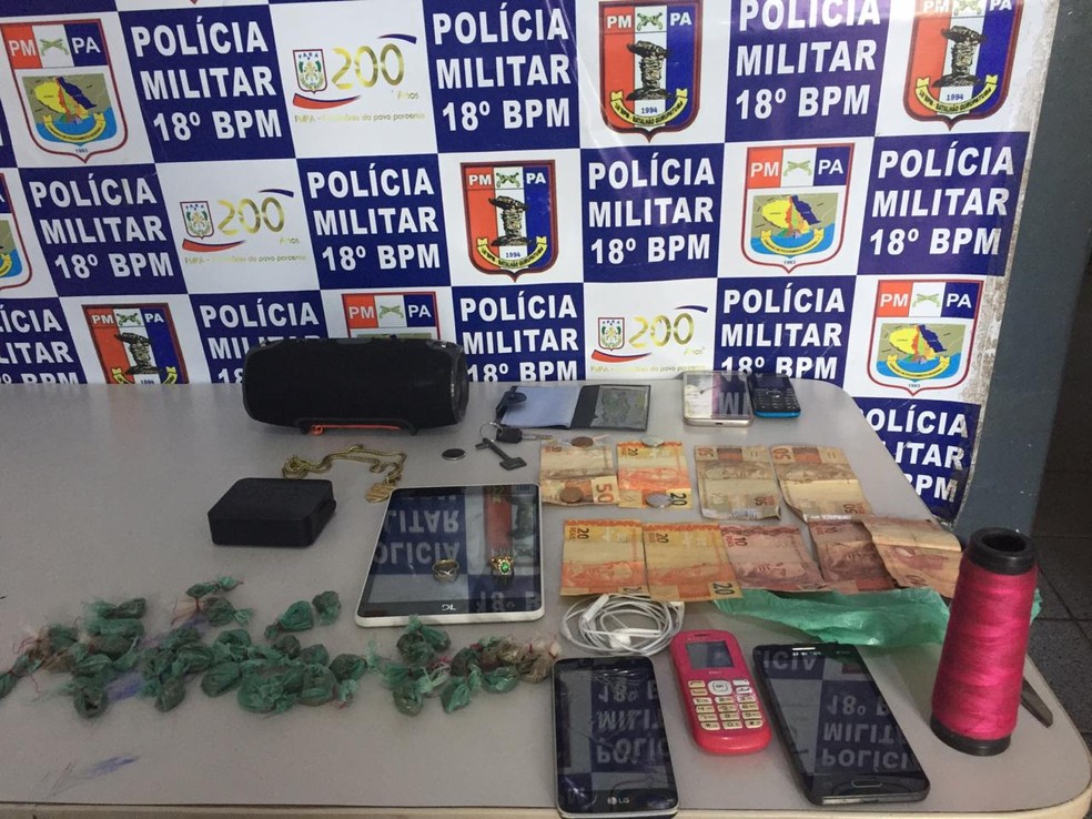 PolÃ­cia apreendeu drogas e outros materiais furtados em Monte Alegre â€” Foto: PolÃ­cia Militar de Monte Alegre