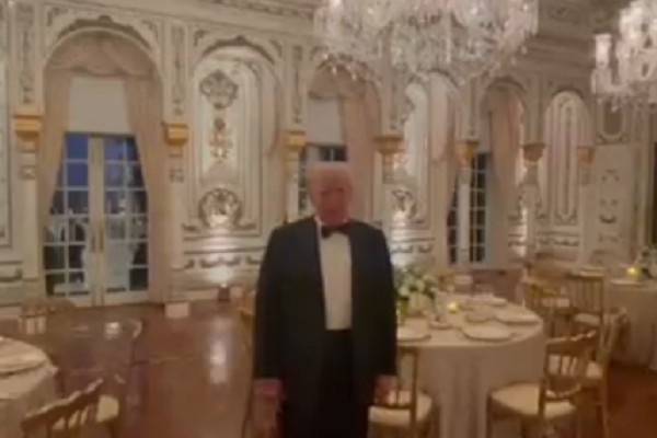Donald Trump no vídeo que rendeu comparações com O Iluminado (1980) (Foto: Twitter)