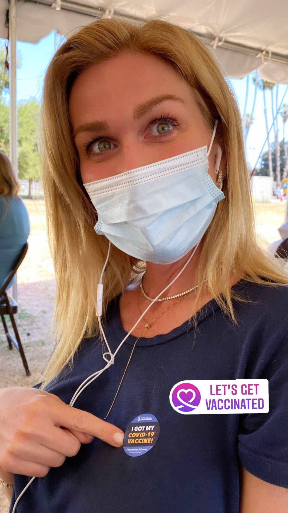 Ludmilla Dayer toma segunda dose da vacina da Covid-19 nos EUA (Foto: Reprodução/Instagram)