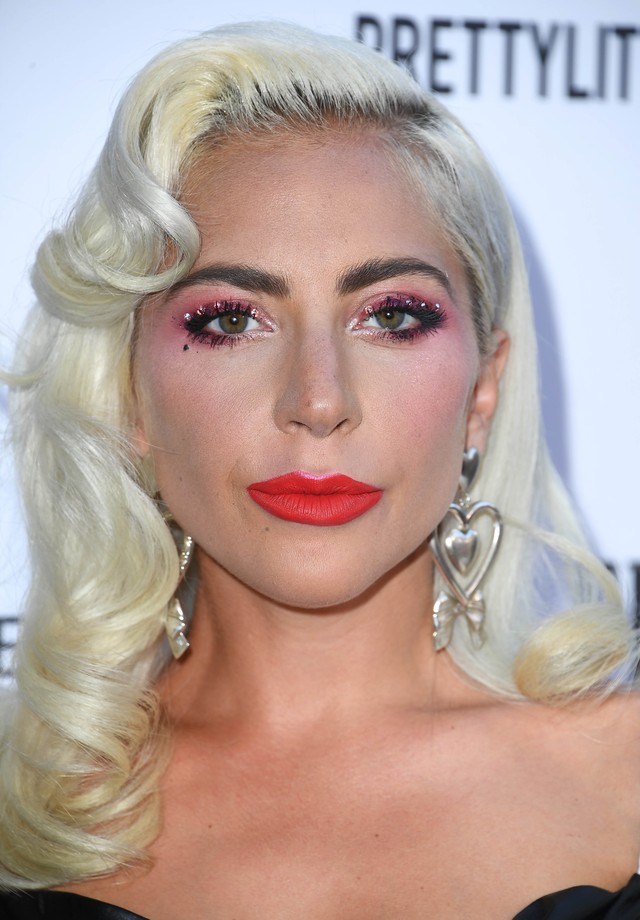 Lady Gaga no prêmio do site The Daily Front Row (Foto: Getty Images)