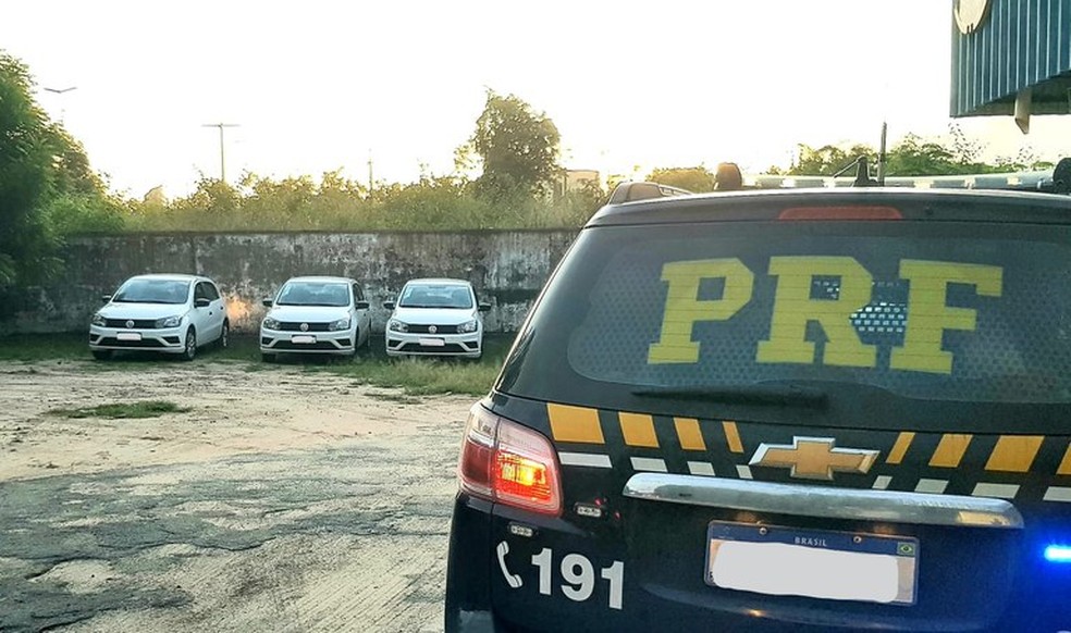 PRF apreende dez carros com registro de posse indevida no interior do Maranhão; veículos teriam sido obtidos por meio de estelionato — Foto: Divulgação/PRF