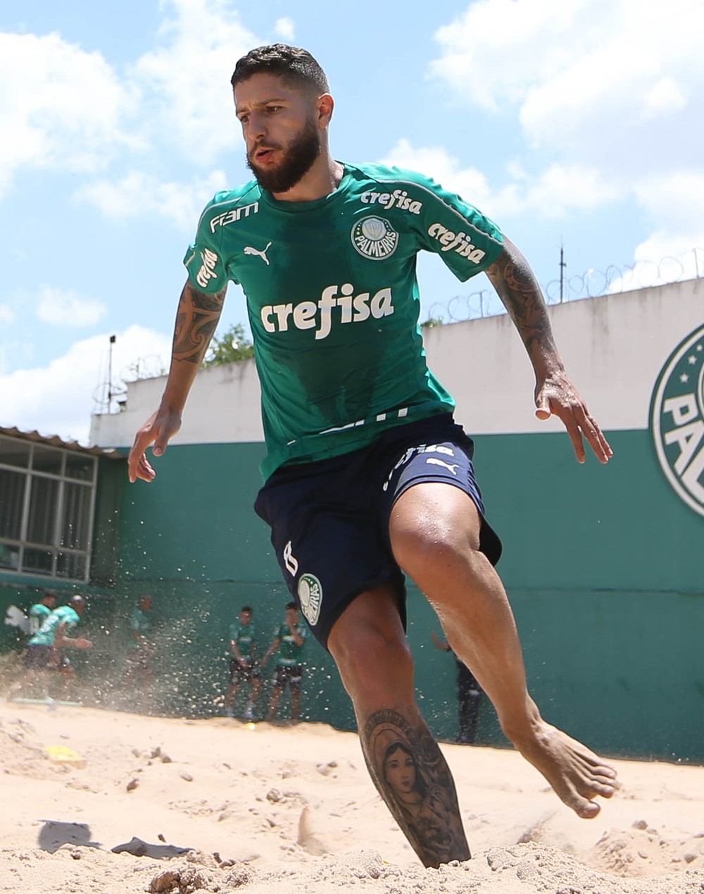 Nova função, inspiração em Zé Roberto e chances no Palmeiras: o ano de 2020 de Zé Rafael