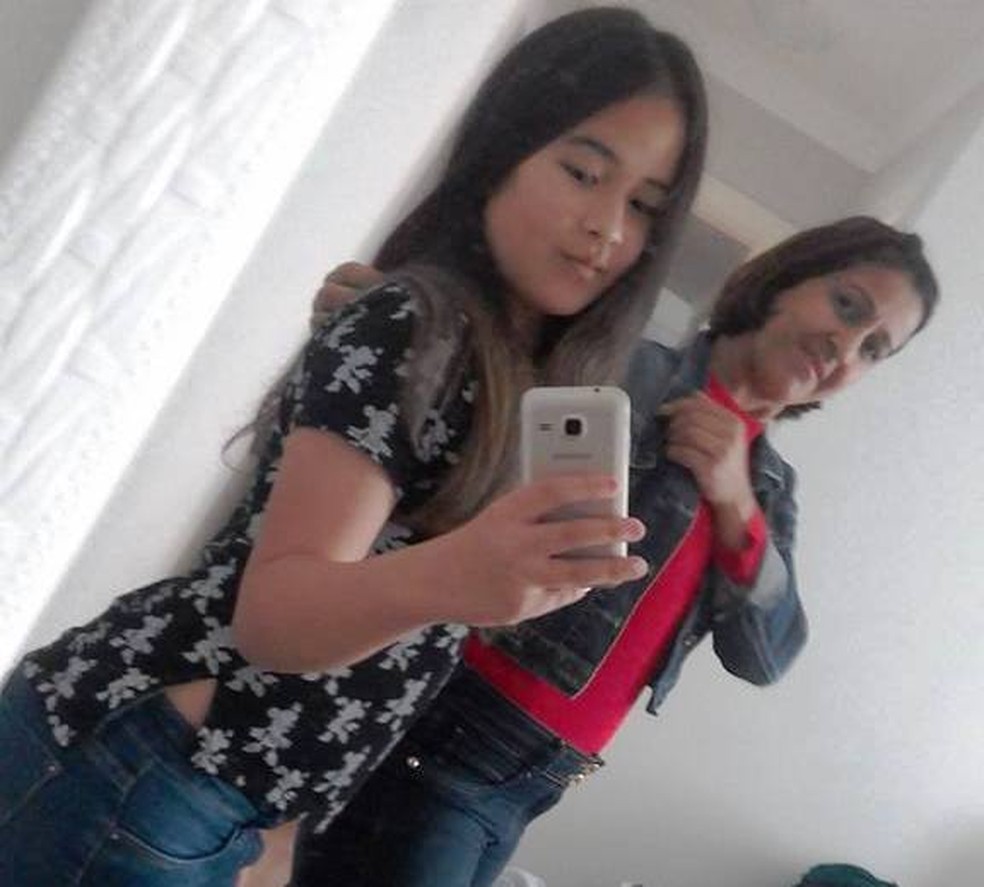 Thais e Lucileia morreram ao serem atingidas por raio em Registro, SP â Foto: Arquivo Pessoal