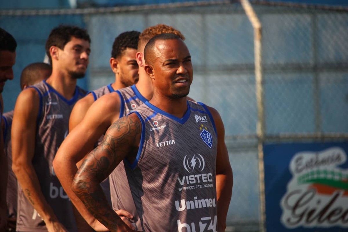 Edinho Nega Racha No Elenco Do Vitória Es E Pede Reflexão Para O Time Reagir Na Série D Do 