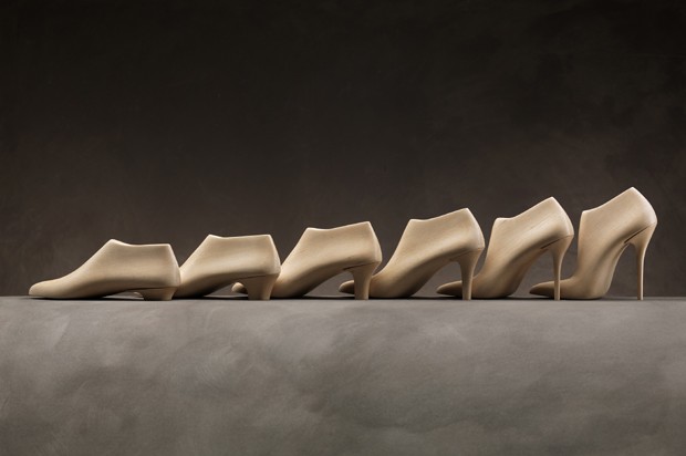 Development of a last in 11 heel heights, 2014 (Foto: Arrigo Coppitz)