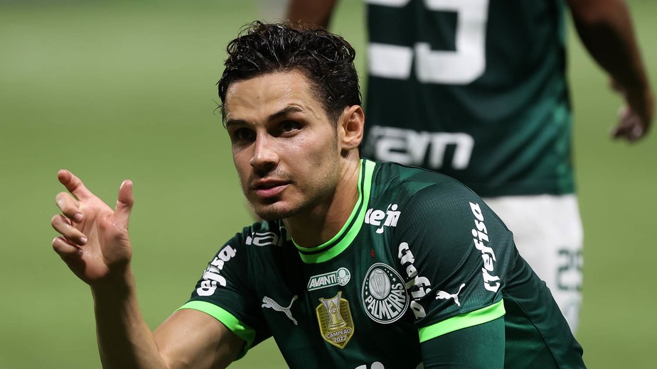 Raphael Veiga é destaque do Palmeiras na busca pelo tetra da Libertadores