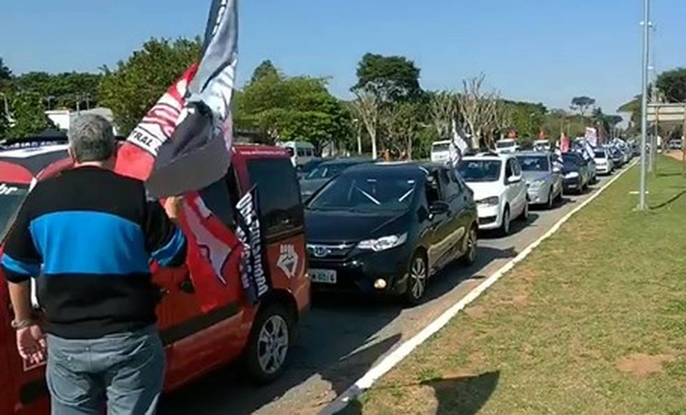 Por conta do isolamento social provocado pela pandemia de Covid-19, muitos participaram de maneira virtual e foram feitas em pequenos grupos, em casas, local de trabalho, bairro e por carreatas. &mdash; Foto: Divulga&ccedil;&atilde;o/CMP