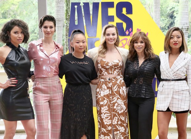 Margot Robbie e elenco de 'Aves de Rapina' fazem coletiva em São Paulo