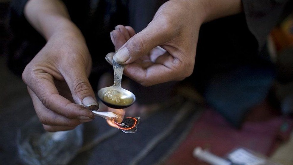 A heroína nasceu na intenção de ser um medicamento com melhor desempenho que a morfina — Foto: Getty Images/BBC