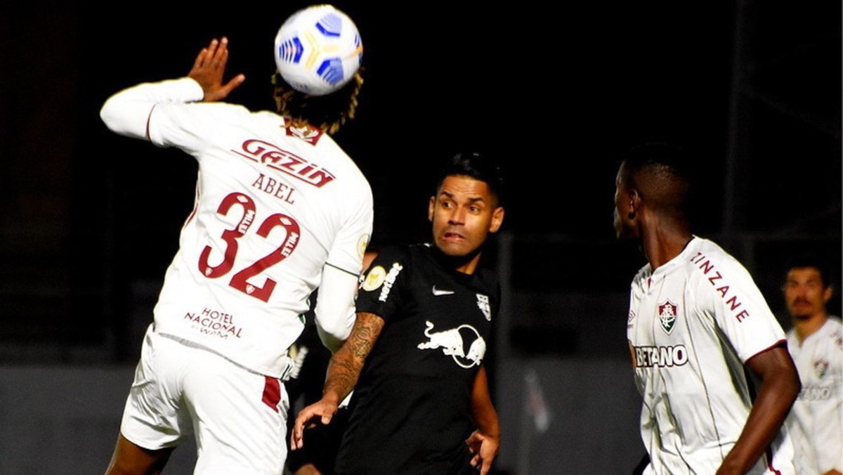 Roger explica time misto no Fluminense e valoriza empate fora com Bragantino: "Gosto de vitória" - Vimarsana News