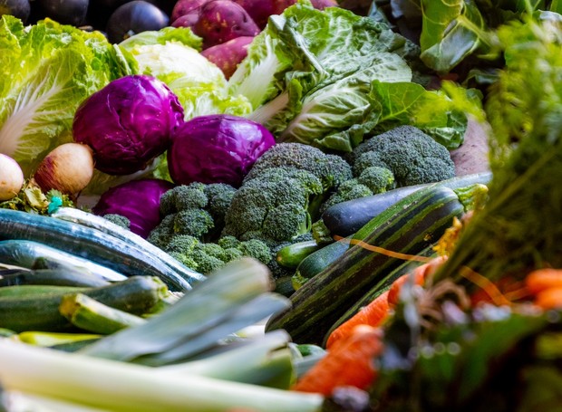 Se quiser se aventurar na jardinagem, escolha os legumes certos (Foto: Magda Ehlers/Pexels/Creative Commons)