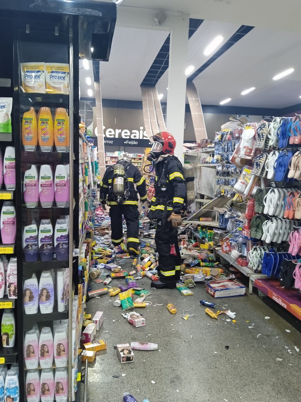 As causas da explosão são investigadas  — Foto: Reprodução