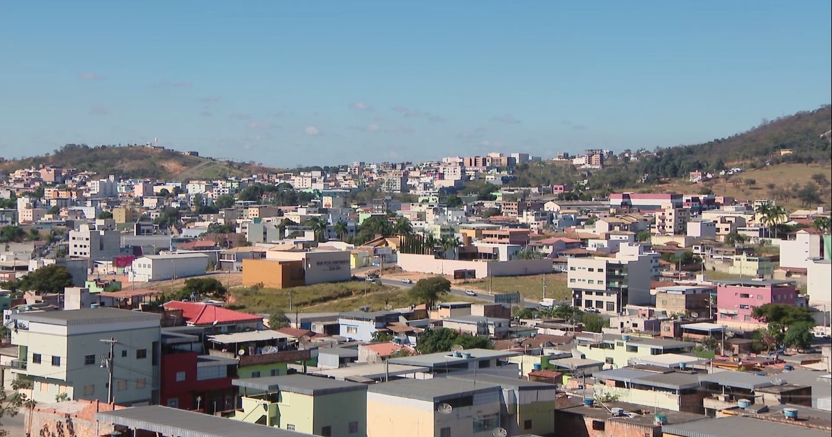 Fabrica de chuteiras sales em nova serrana