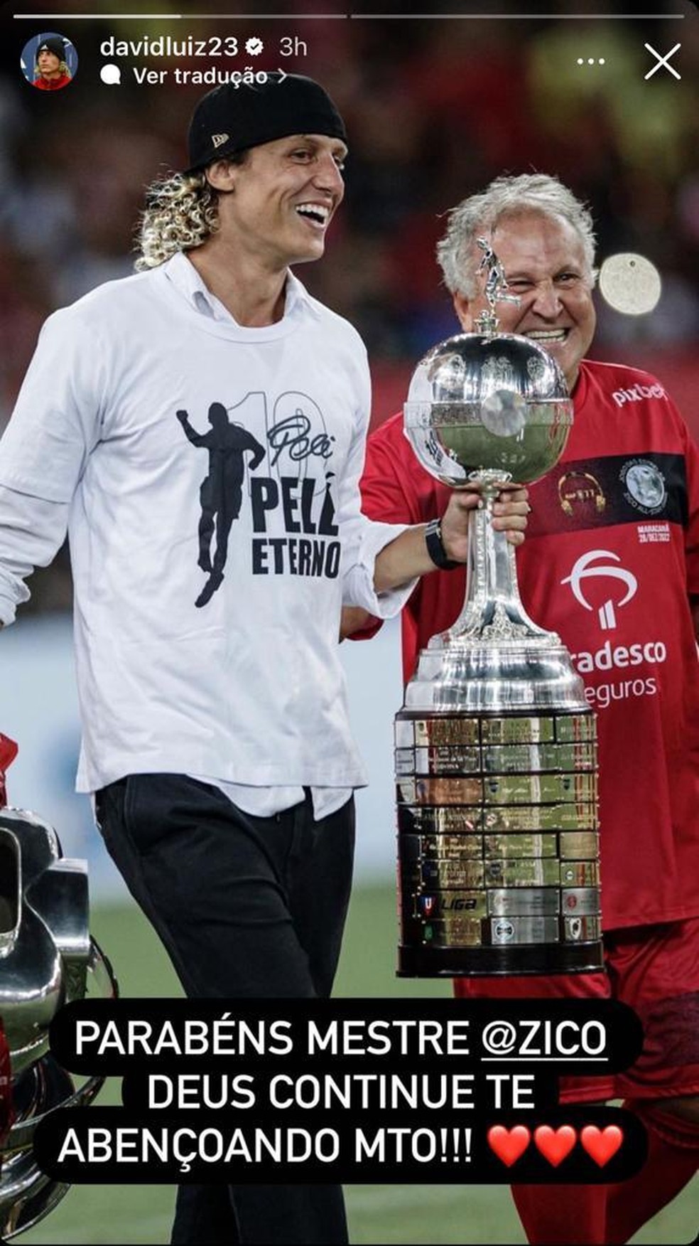 David Luiz presta homenagem ao aniversariante Zico &mdash; Foto: Reprodu&ccedil;&atilde;o