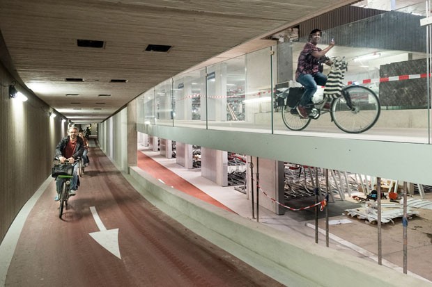 Holanda inaugura maior estacionamento de bicicleta do mundo (Foto: Divulgação)