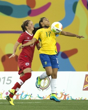 Raquel Fernandes Futebol feminino Brasil x Canadá Pan-Americana (Foto: Peter Power/AP)
