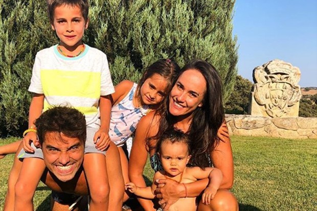 Ricardo Pereira em família (Foto: Reprodução/Instagram)