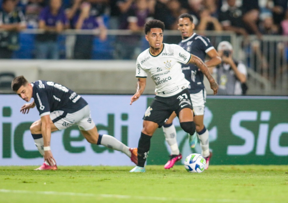 Du Queiroz em Remo x Corinthians — Foto: Fernando Torres/AGIF