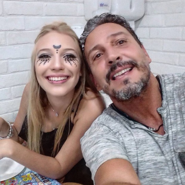 Giba Ruiz e Isabelle Bittencourt (Foto: Reprodução/Instagram)