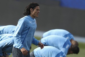Cavani, treino Uruguai (Foto: Agência Reuters)