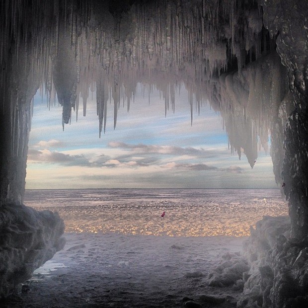 Tetos das cavernas são forrados de estalactites (Foto: Instagram/@kaileymayry)