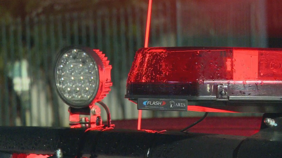 Polícia Militar encontrou corpo do bebê na noite desta terça-feira (30) — Foto: Reprodução/TV Globo