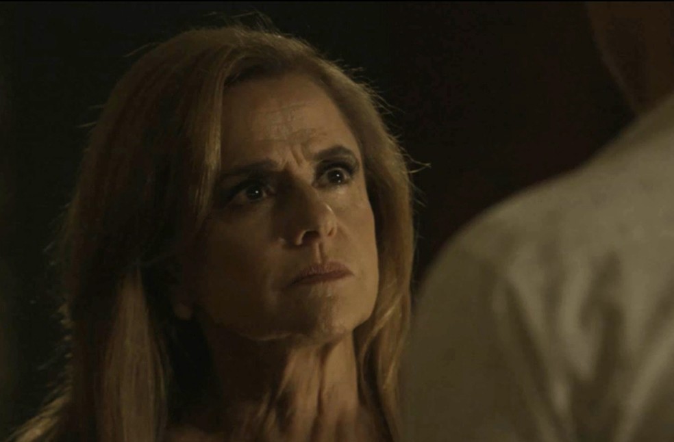 Sophia é inescrupulosa com o filho (Foto: TV Globo)