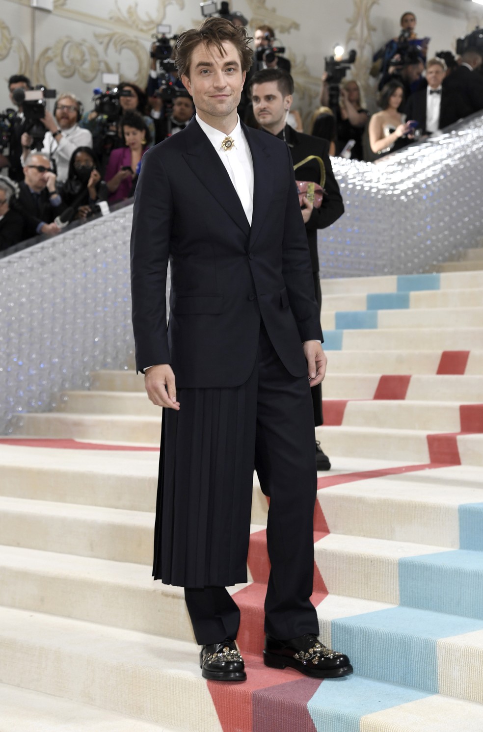 Robert Pattinson no Met Gala 2023 — Foto: Evan Agostini/Invision/AP