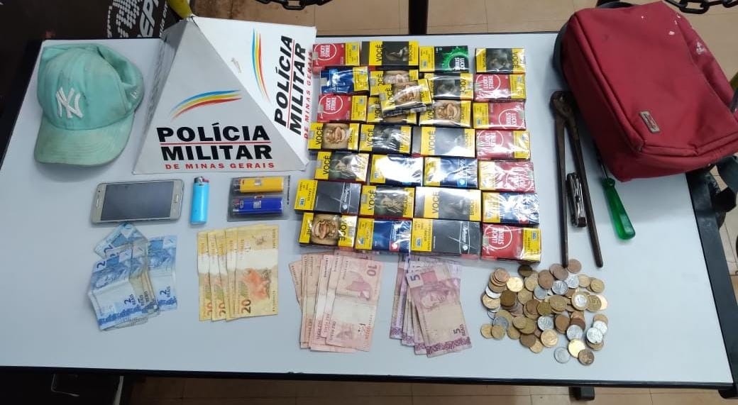 Homem é detido com produtos e dinheiro furtados em bar de Itaúna 