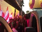 Diva brilhante: Ivete inicia desfile para folião pipoca no carnaval de Salvador