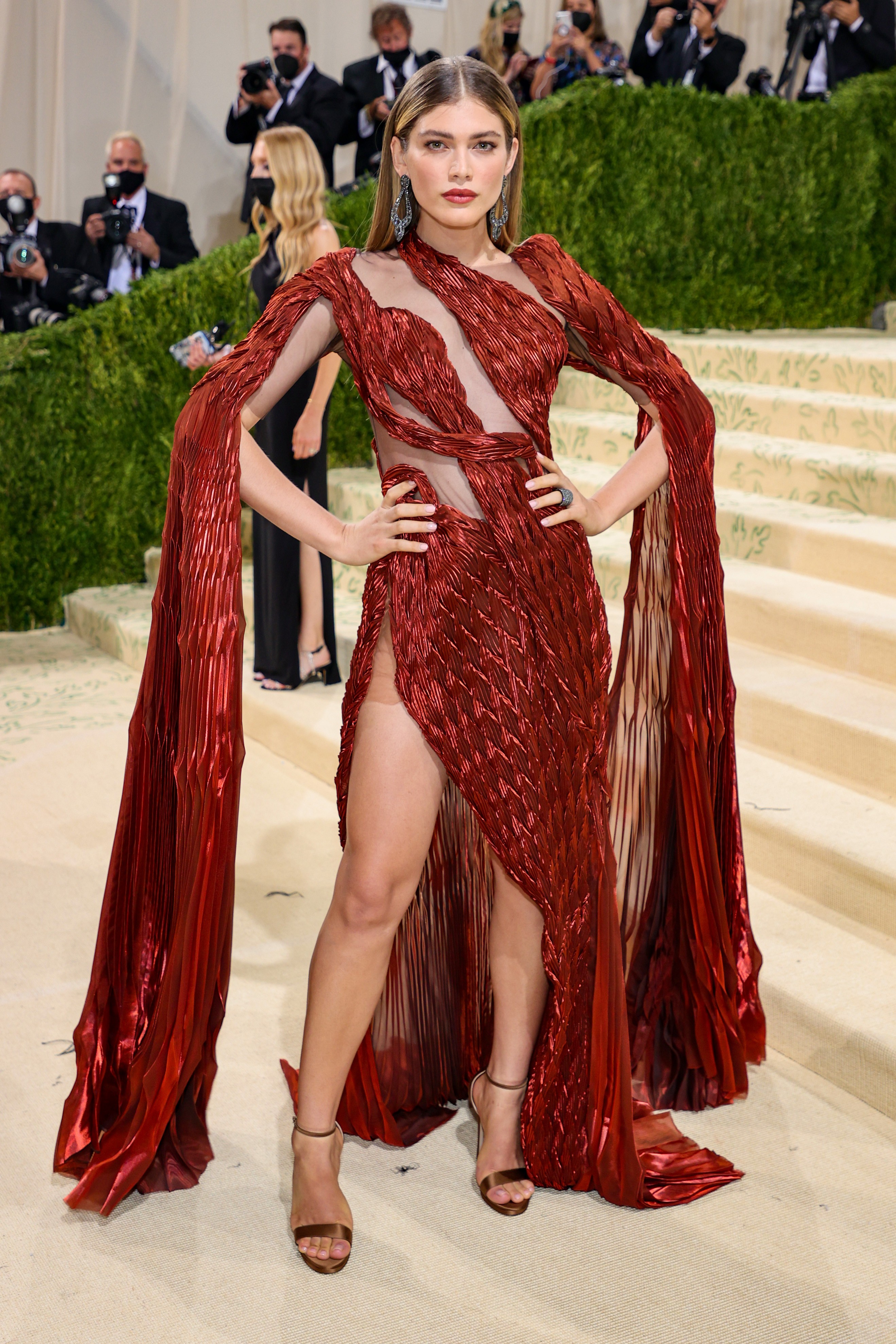 NEW YORK, NEW YORK - SEPTEMBER 13: Valentina Sampaio attends The 2021 Met Gala Celebrating In America: A Lexicon Of Fashion at Metropolitan Museum of Art on September 13, 2021 in New York City. (Photo by Theo Wargo/Getty Images) (Foto: Getty Images)