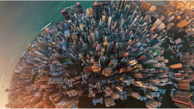 Relatório do FMI vê riscos possíveis de deterioração nos mercados financeiros globais (Foto: Getty Images via BBC News Brasil)