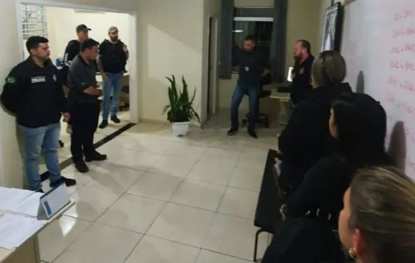 Empresas de importação e exportação de SC têm bens bloqueados por suspeita de envolvimento com grupo criminoso do RJ
