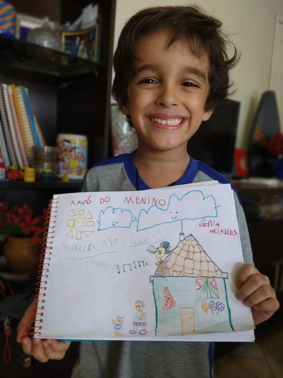 Aluno Eduardo Cesar Brandão, da Escola Municipal Dr. Sérgio Alfredo Pessoa Figueiredo, fez interpretação de obra de Cecília Meireles. — Foto: Arquivo Pessoal