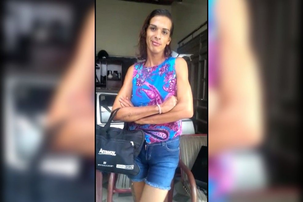 Monike Matias Chagas foi encontrada morta acorrentada em cachoeira de Missão Velha, no Ceará.  — Foto: Arquivo pessoal