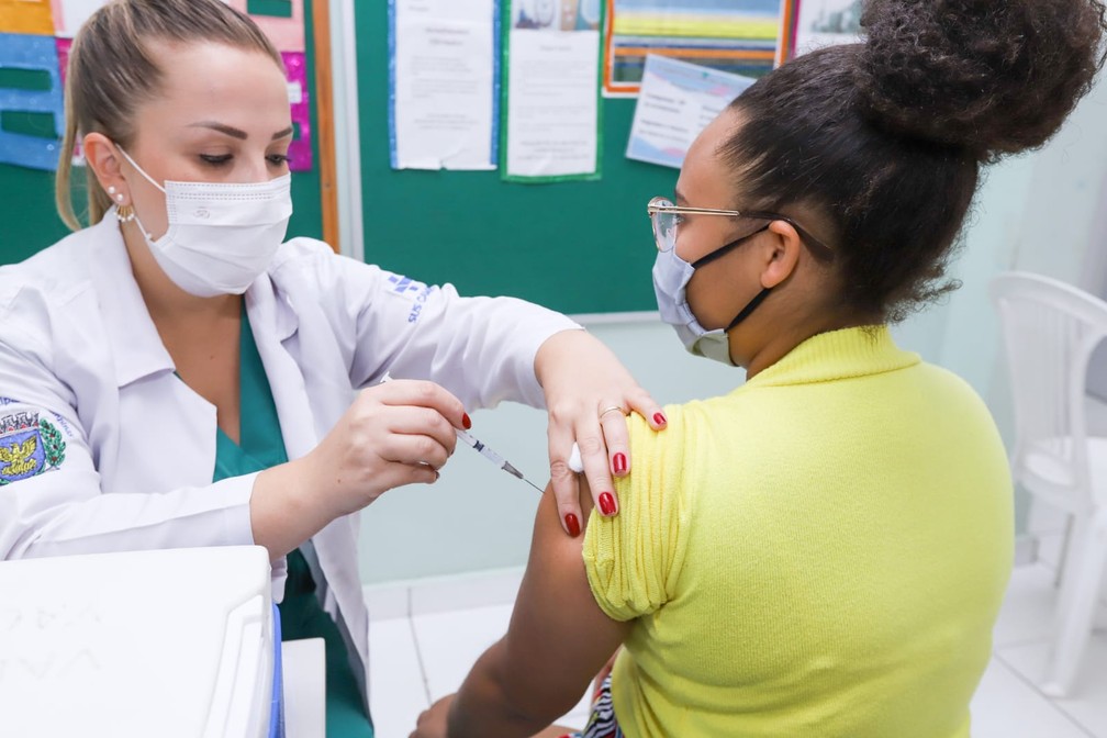 Campinas aplicou 903 doses da vacina contra Covid-19 neste sábado — Foto: Fernanda Sunega/PMC