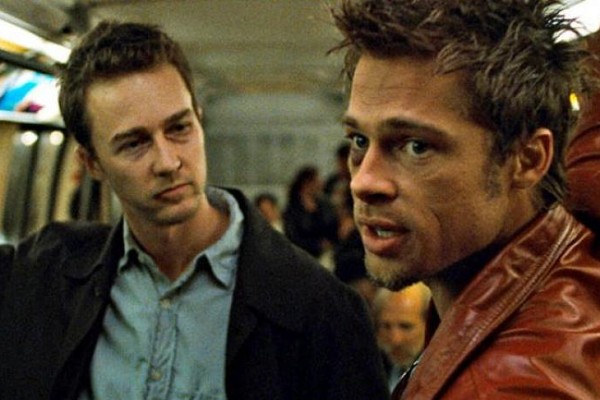 Edward Norton e Brad Pitt em cena de Clube da Luta (1999) (Foto: Reprodução)