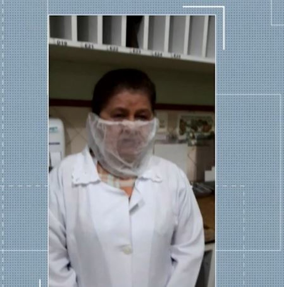 Para não ficar sem máscaras, profissionais estão improvisando equipamentos em unidades do Acre — Foto: Reprodução/Rede Amazônica Acre