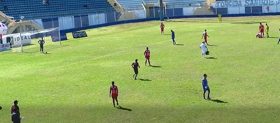 Fernandópolis e Inter de Bebedouro empataram sem gols pela Segundona — Foto: Reprodução/Eleven Sports