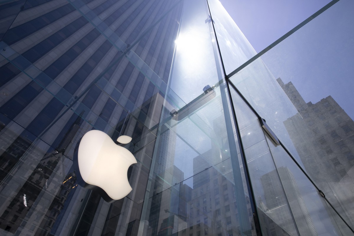 Apple é condenada a pagar indenização de R$ 5 mil por vender iPhone sem carregador |  Tecnologia