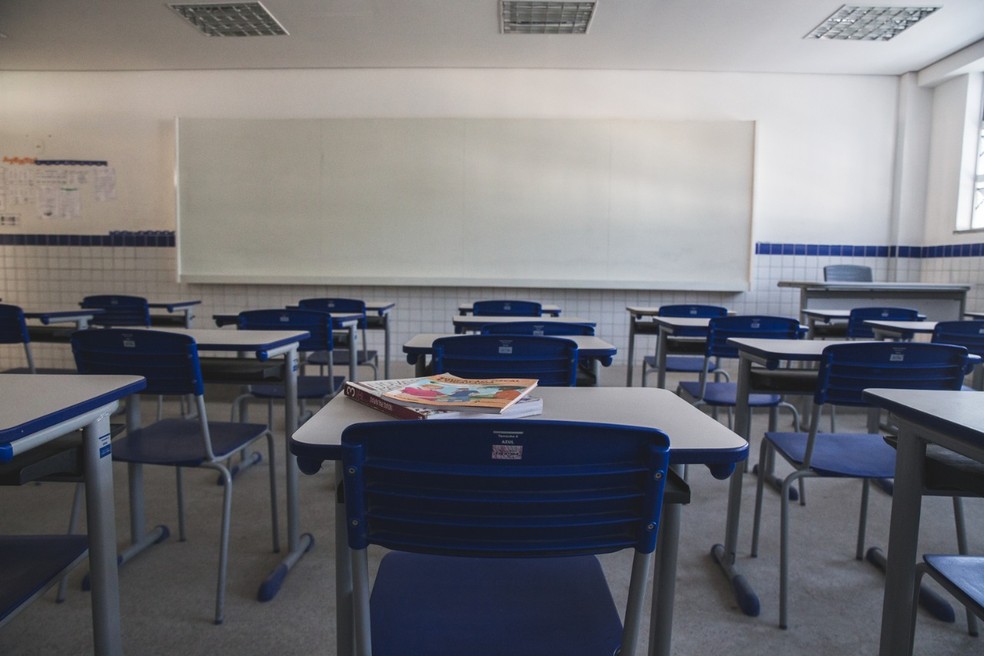 Inclusão de escolas filantrópicas e confessionais pode tirar R$ 15,9 bilhões das escolas públicas, diz relatório. — Foto: Thiago Gadelha