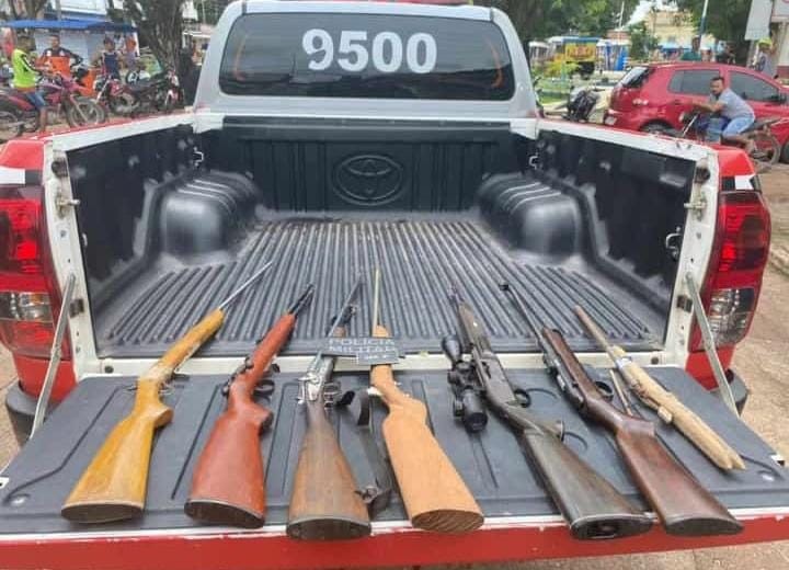 Suspeito de envolvimento em ataques piratas contra ribeirinhos é preso com 7 espingardas no Marajó 