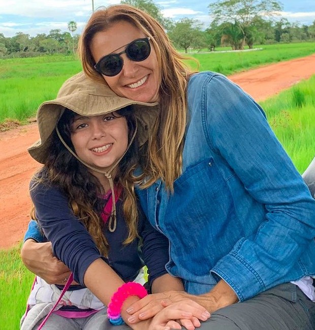 Mônica Matelli e filha (Foto: Reprodução/Instagram)