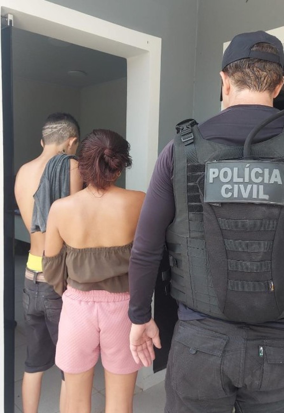 Quatro pessoas foram presas em Manoel Urbano — Foto: Divulgação/Polícia Civil